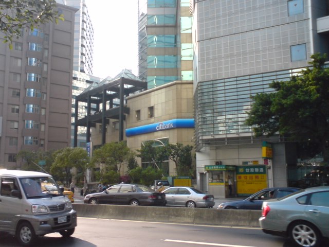 【銀行】台北にはなんてシティバンクが多いこと。。。